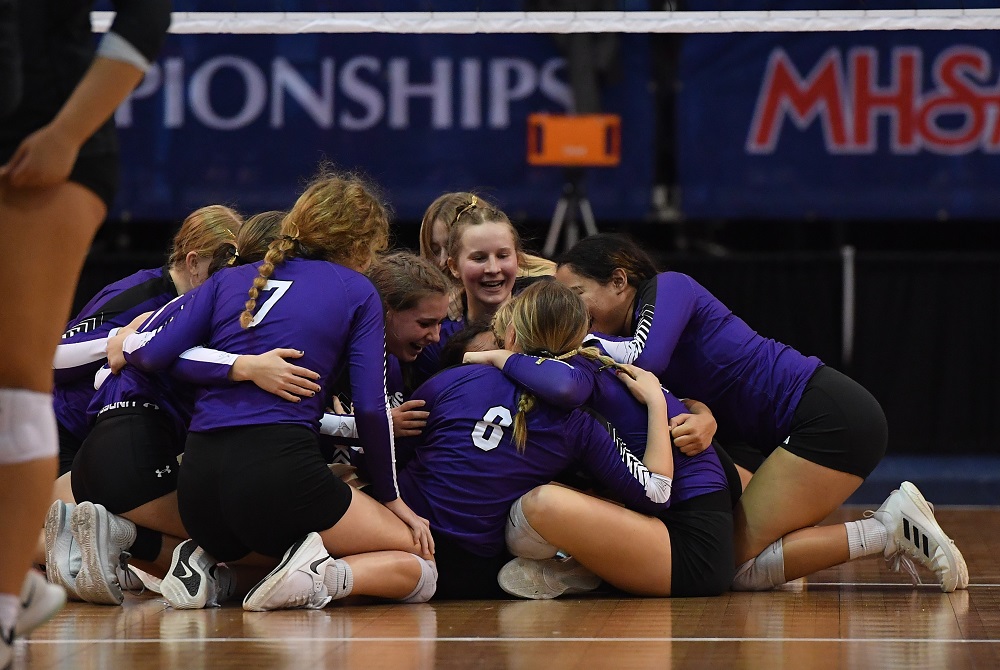 Story in Photos 2022 Volleyball Division 1 & 4 Semifinals Michigan