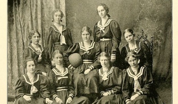 The Lansing Central girls basketball team, in 1898, is believed to be the first girls high school team in Michigan.