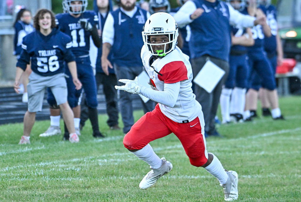 Vandercook Lake’s Leland Barton carries the ball against East Jackson this season.