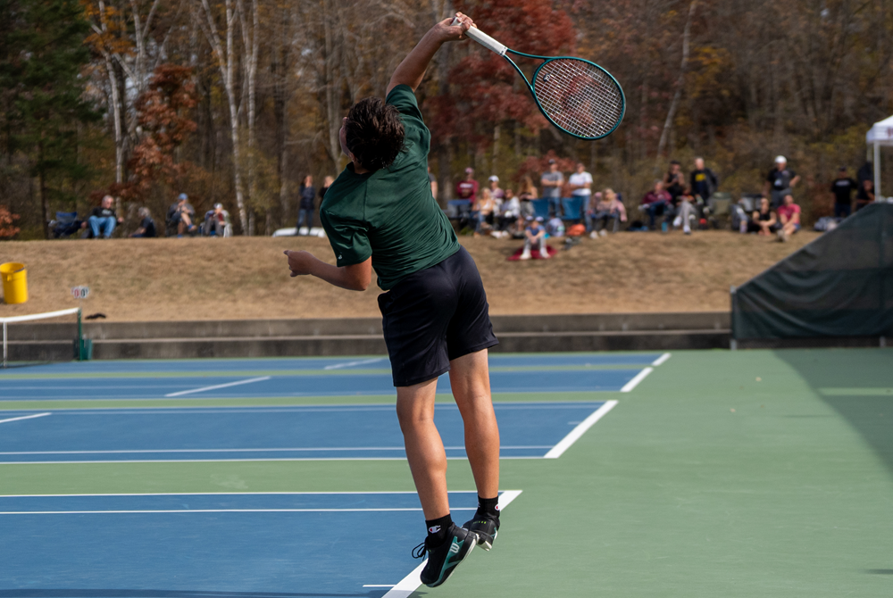 Oliver Caldwell winds up for a serve during the LPD4 Finals at Midland Tennis Center.