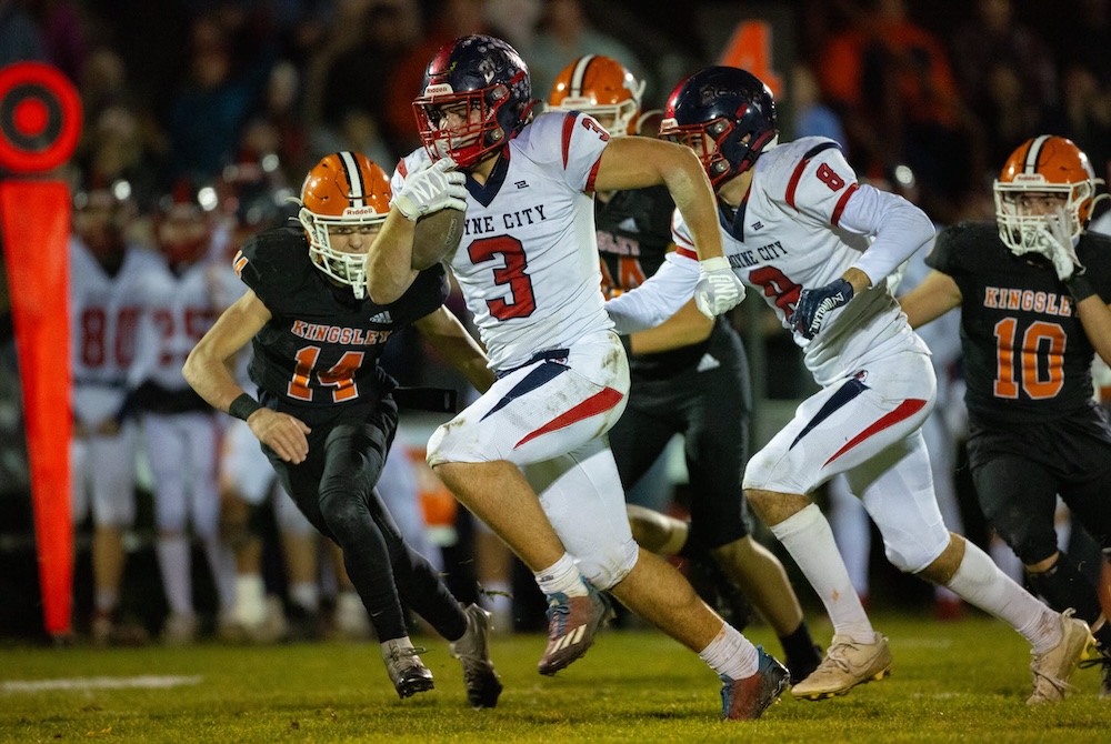 Boyne City’s Ryan Spade (3) breaks into the open during his team’s 21-15 District Final win over Kingsley. 