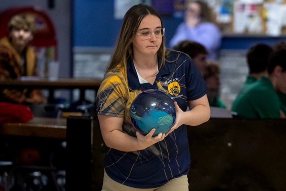 Bad Axe bowler Jasmyn Ranquist begins her approach during a frame last season.