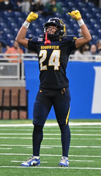 Jakoby Lagatt (24) enjoys a replay on the scoreboard.