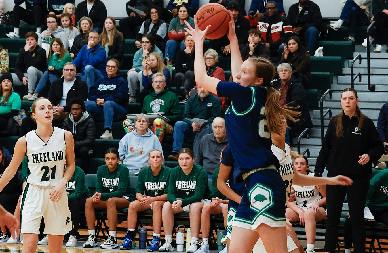 Josie Ode (23) looks to make a play against the Falcons.