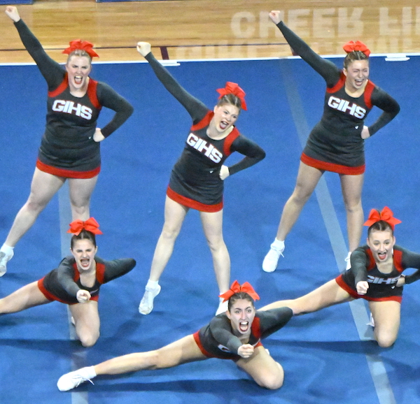 Grosse Ile takes to the mat during its run to a runner-up finish.