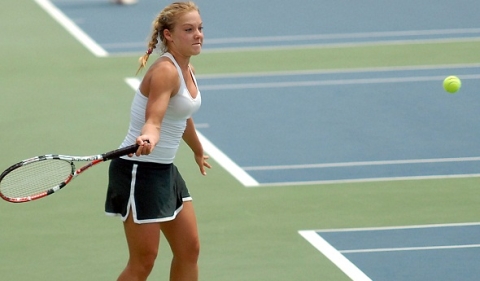Former Port Huron tennis star teams up with her aunt at local tourney